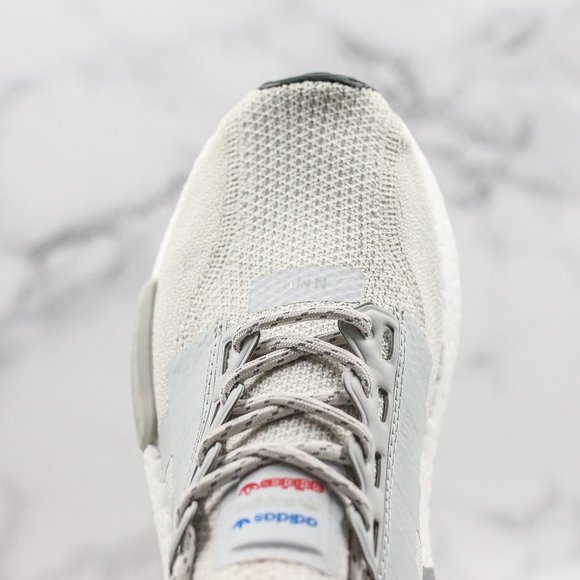 Fashion Adidas NMD R1 casual shoes sports shoes me